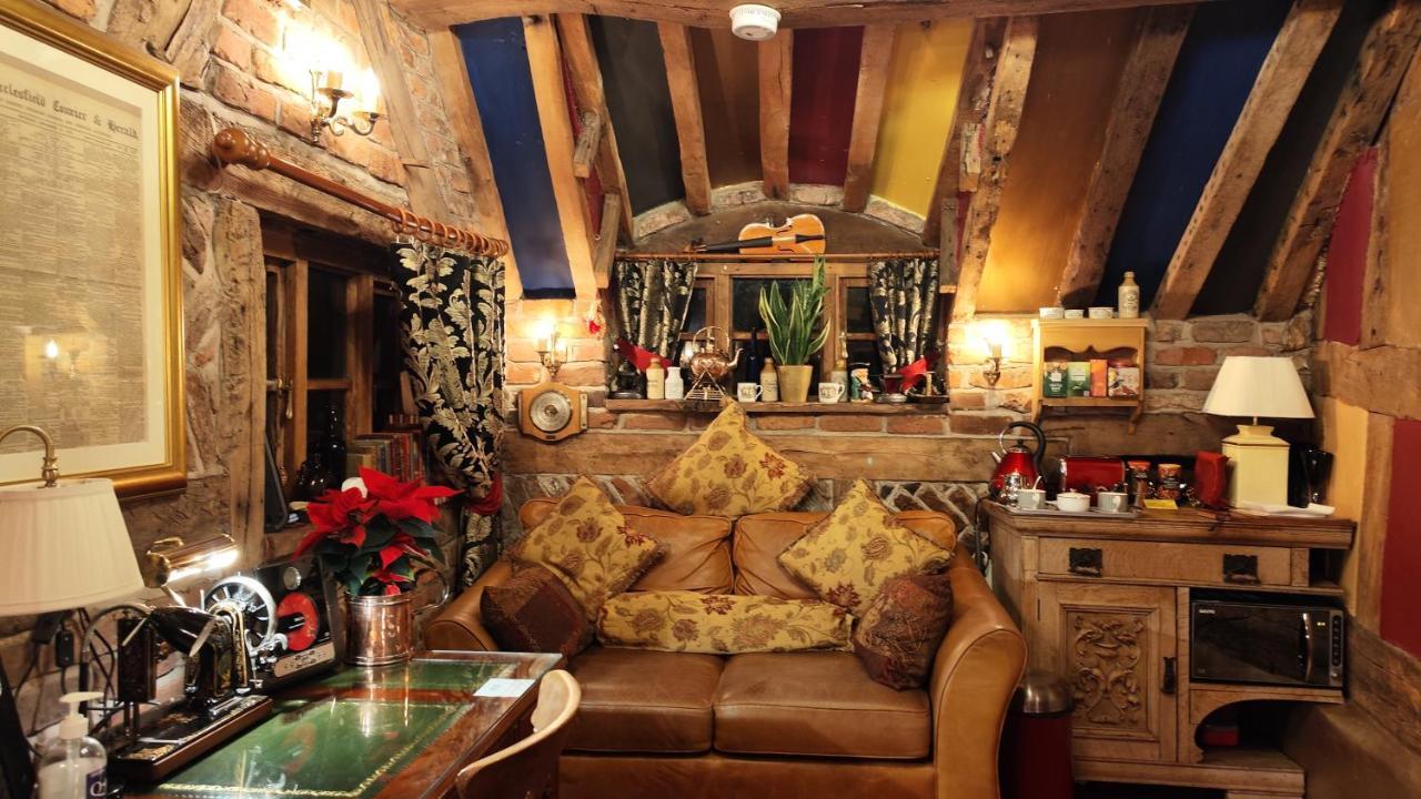 Wizards Thatch Luxury Suites Alderley Edge Buitenkant foto