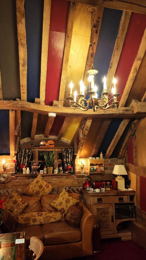 Wizards Thatch Luxury Suites Alderley Edge Buitenkant foto