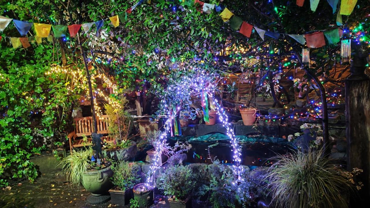 Wizards Thatch Luxury Suites Alderley Edge Buitenkant foto